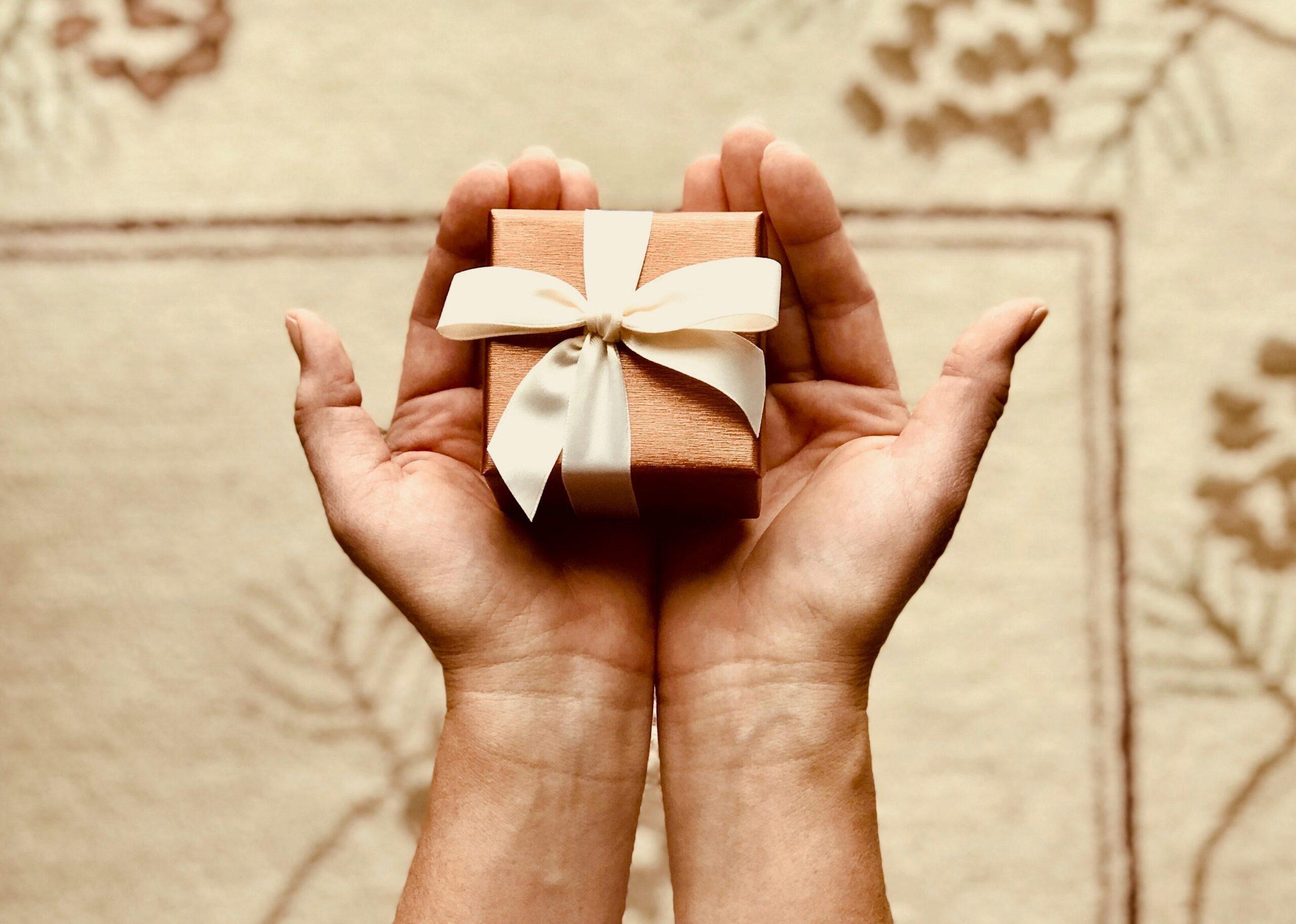 Gift Wrapping Alternatives