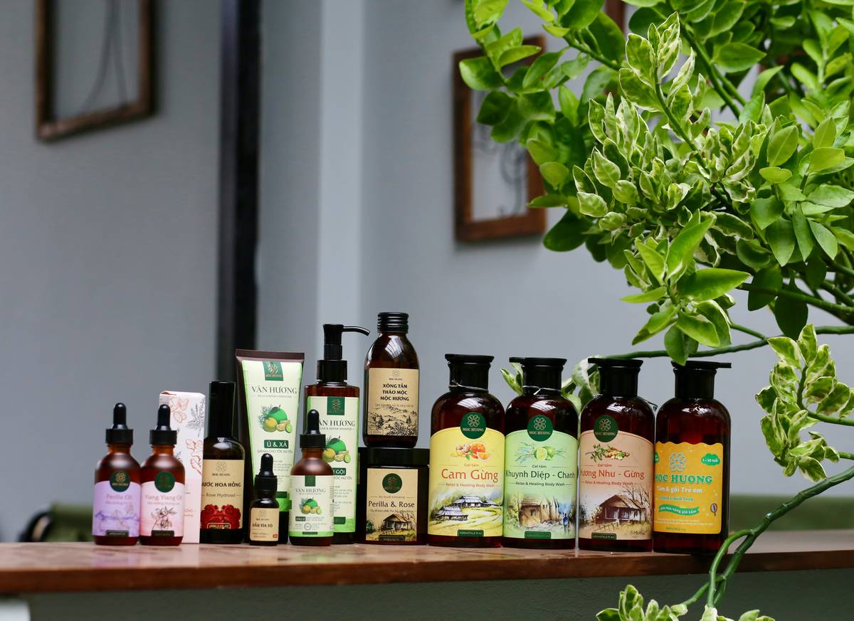 Flower Box Magic: Transform Your Beauty Routine with Organic Flowers